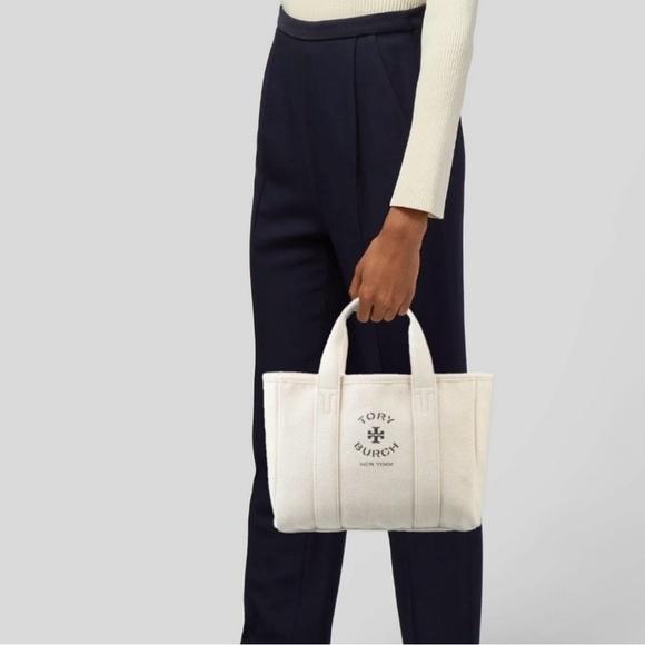 NEW!! Tory Burch Small Mercer Street Tote Canvas Ivory Logo  Authenticated - Picture 2 of 6